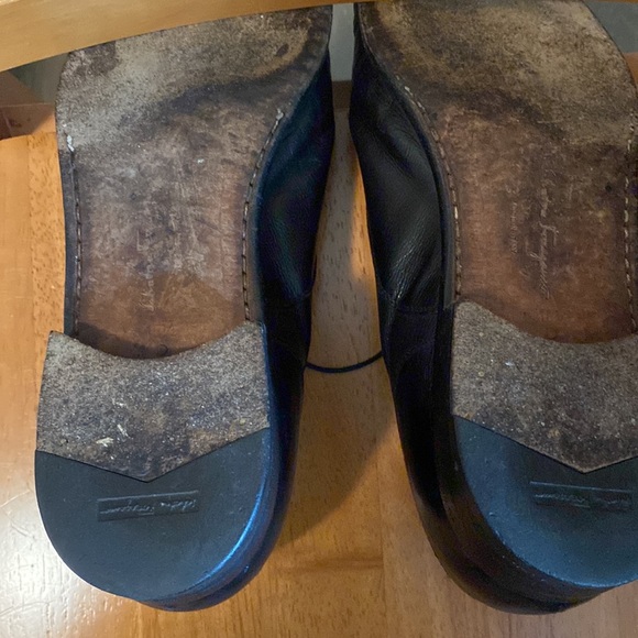 Beautiful Black Ferragamo dress and casual shoes.  Sharp and well maintained. - Picture 6 of 9